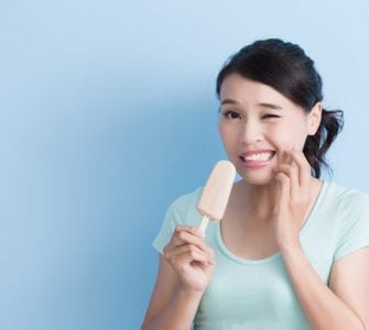 Dentes sensíveis saiba como evitar