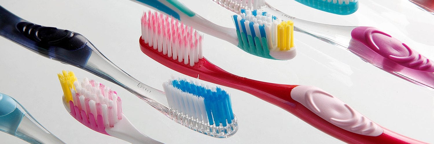 trocar a escova de dentes