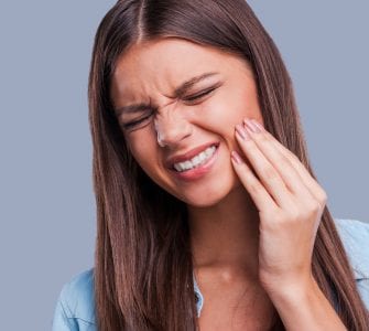 Dor de dente: o que pode ser e como tratar?