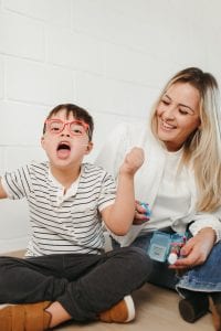 Fio dental infantil: aprenda tudo para cuidar da saúde bucal das crianças