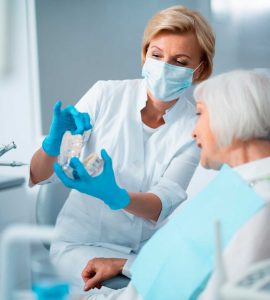 prótese dentária fixa