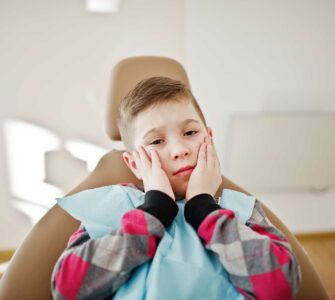 disfagia Cárie em criança